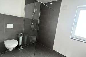 Hochwertige 3-Zimmer-Balkonwohnung nähe Passau zu vermieten – Pfarrer-Siegfried-Kroiss-Strasse 36, 94113 Tiefenbach – Vorschaubild 9