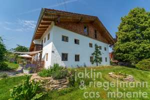 Ökologisch saniertes Bauernhaus mit 360 m² Wohnfläche, Ausbaureserve und eigenem Wald im Chiemgau – Die vollständige Adresse der Immobilie erhältst du vom Anbieter., 83547 Babensham – Vorschaubild 15