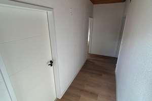 Erstbezug! Sanierte 4 Zimmer Wohnung mit Terasse – Phillipinenhöfer Weg 67, 34127 Philippinenhof, Kassel – Vorschaubild 2