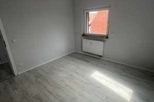 58 qm DG Wohnung renoviert mit Küche – Acklerstr. 13, 46117 Heide, Oberhausen – Vorschaubild 8