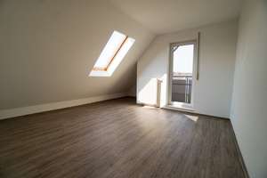 4-Zimmer-Wohnung mit zwei Balkonen, Aufzug, Tiefgarage, zentral aber ruhig beim Marktkauf – Gertrud-Gröninger-Straße 12, 33102 Kernstadt, Paderborn – Vorschaubild 8