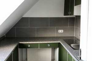 Schicke und komplett renovierte DG-Wohnung mit EBK in Stadtwaldnähe – Grotenburgstr. 147a, 47800 Krefeld – Vorschaubild 8