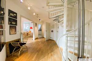 Zwischen Englischem Garten und der Isar gelegen: 4-Zimmer-Maisonette-Wohnung mit Süd-Balkon und DT – Die vollständige Adresse der Immobilie erhältst du vom Anbieter., 80538 Englischer Garten, München – Vorschaubild 4