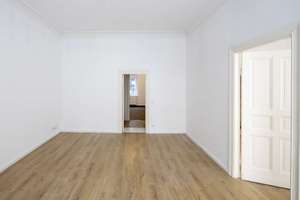 Bezugsfreie 2-Zimmer-Erdgeschosswohnung in bester Gräfekiez Lage! – Freiligrathstraße 11, 10967 Kreuzberg, Berlin – Vorschaubild 6