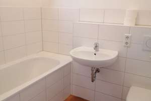 Wohnen wie im eigenen Haus-großzügige 166m² Wohnung mit Garten und zwei Sonnenterrassen – Am Elisabethheim 68b, 42111 Uellendahl-Katernberg, Wuppertal – Vorschaubild 13