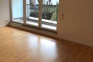 3-Zimmer-Wohnung mit Balkon und Einbauküche – 2 TG-Stellplätze in Altoberkassel – 40545 Oberkassel, Düsseldorf – Vorschaubild 3