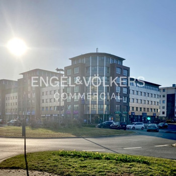 BÜROFLÄCHEN AM LEINECENTER