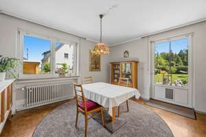 Sommer am Pool, Winter am Kamin und ein Gartenparadies für die ganze Familie. – Die vollständige Adresse der Immobilie erhältst du vom Anbieter., 89331 Burgau – Vorschaubild 18