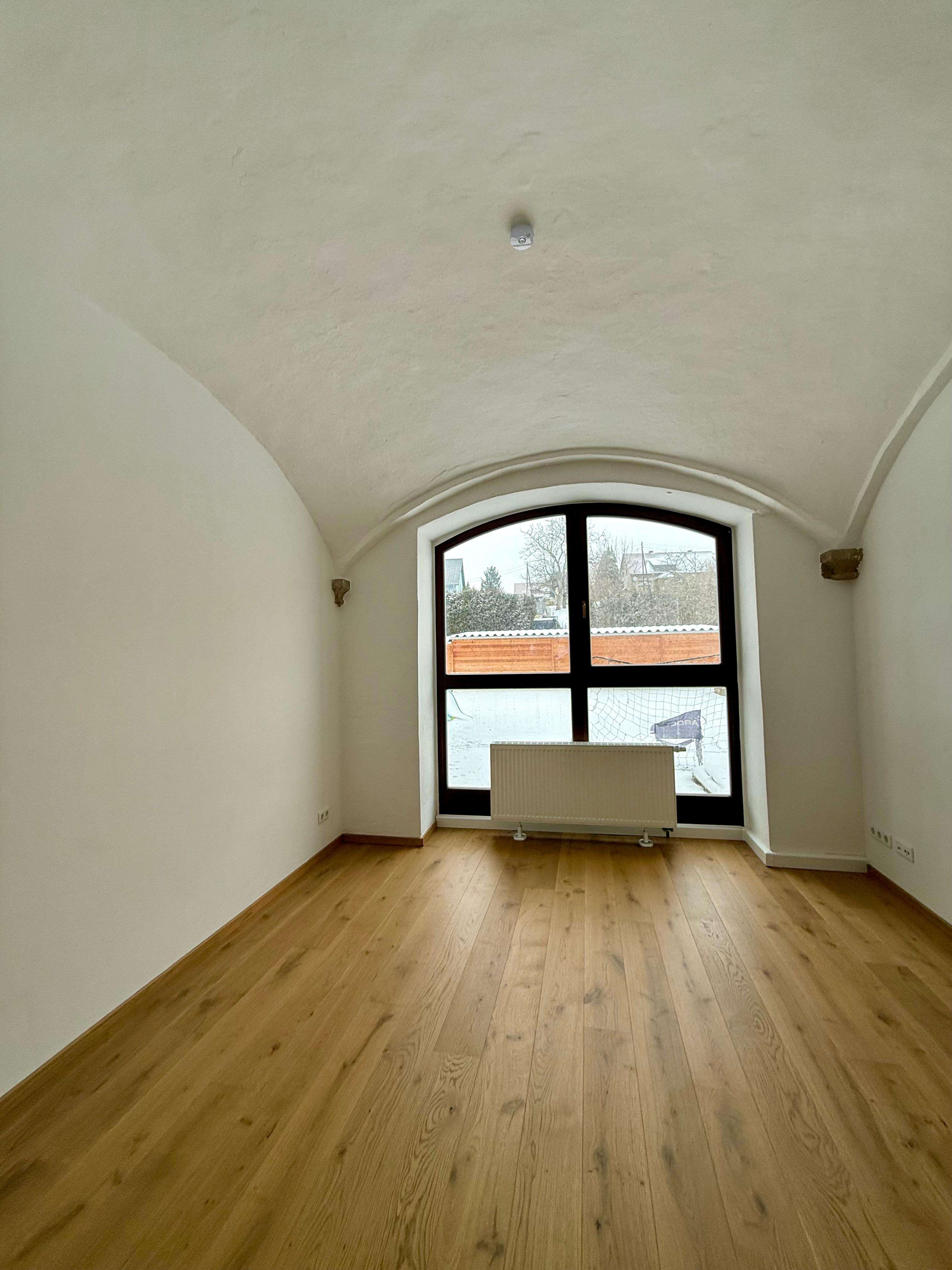 Immobilie in Käbschütztal - 5-Raum-Eigentumswohnung im Gutshaus in Taubenheim zu verkaufen - Bild 0