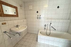 Vielseitiges Wohnhaus in sehr guter Lage – Die vollständige Adresse der Immobilie erhältst du vom Anbieter., 72160 Horb am Neckar – Vorschaubild 10