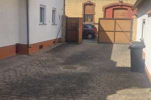 Wohnen mit Charakter: Vier-Zimmer-Wohnung in Wiesbaden-Biebrich – Sackgasse 8, 65203 Biebrich, Wiesbaden – Vorschaubild 2