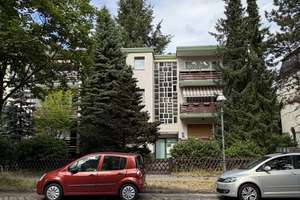 Villenkolonie Lichterfelde West, am Augustplatz, Belle Etage, 2,5 Zimmer, Süd-West Balkon, Garage! – Memlingstr. 8, 12203 Lichterfelde, Berlin – Vorschaubild 2