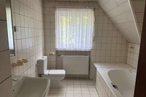 Engelskirchen, solide DHH in sonniger, sehr guter Aussichtslage und hohem Wohnwert – Die vollständige Adresse der Immobilie erhältst du vom Anbieter., 51766 Engelskirchen – Vorschaubild 19