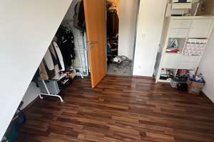 Aufzug! Lichtdurchflutete Dachgeschosswohnung mit Balkon und Fußbodenheizung; zentral jedoch ruhig – Bleichstr. 17, 42651 Solingen-Mitte, Solingen – Vorschaubild 22