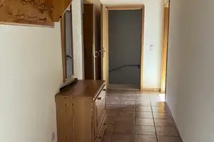 Geräumiges + gepflegtes 7-Zimmer-Wohnhaus und Nebengebäude (für Gewerbe) in Königsbrunn – Augsburg (Kreis) – Vorschaubild 14