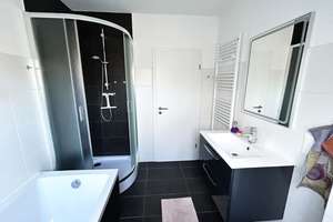 Property thumbnail 25