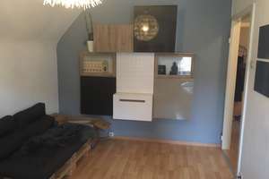 Gepflegte, teilmöbilierte 1-Zimmer-DG-Wohnung mit Einbauküche in Mannheim-Neckarau – 68199 Neckarau, Mannheim – Vorschaubild 4