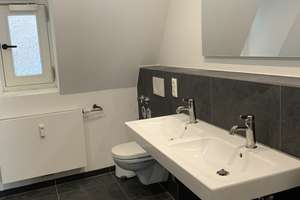     Ruhige Maisonettewohnung mit Altbauflair in Bestlage der Augsburger Innenstadt – Mauerberg 16a, 86152 Jakobervorstadt-Nord, Augsburg – Vorschaubild 3