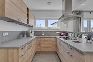 Bezugsfertiger Neubau! Hochwertiges KfW 40+ Haus mit Garage, Südterrasse und Garten in ruhiger Lage – Die vollständige Adresse der Immobilie erhältst du vom Anbieter., 95502 Himmelkron – Vorschaubild 15