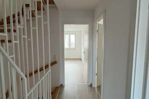 Erstbezug Modernes 5-Zimmer-Reihenhaus mit gehobener Innenausstattung, Einbauküche & 2 Stellplätzen – Die vollständige Adresse der Immobilie erhältst du vom Anbieter., 13057 Falkenberg, Berlin – Vorschaubild 8