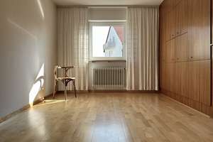 Sonnige und attraktive Doppelhaushälfte in ruhiger und schöner Wohnlage in Stuttgart-Heumaden! – Die vollständige Adresse der Immobilie erhältst du vom Anbieter., 70619 Heumaden, Stuttgart – Vorschaubild 5