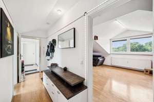 Vermietete 2,5 Zimmer Dachgeschoss Wohnung direkt am Luitpoldpark – 85051 Münchener Straße, Ingolstadt – Vorschaubild 7