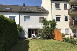 Kapitalanlage - Reihenhaus mit 6 Wohneinheiten auf
Erbpachtgrundstück – Göttingen (Kreis) – Vorschaubild 1