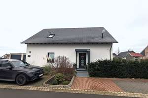 Tolles Einfamilienhaus mit Einliegerwohnung • Ruhige Lage • Erstklassige Ausstattung – Die vollständige Adresse der Immobilie erhältst du vom Anbieter., 52393 Hürtgenwald – Vorschaubild 2