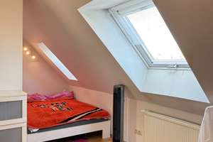 "ENTDECKE DIE MÖGLICHKEITEN !" Interessantes kleines Mehrfamilienhaus auf Erbpachtgrundstück! – Die vollständige Adresse der Immobilie erhältst du vom Anbieter., 60529 Schwanheim, Frankfurt am Main – Vorschaubild 21