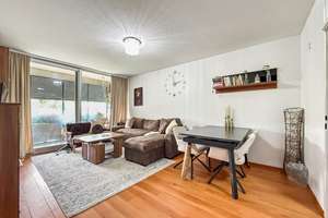 Bogenhausen nahe Arabellapark: Gepflegte 2-Zimmer-Wohnung mit zwei Westloggien und Grünblick! – Die vollständige Adresse der Immobilie erhältst du vom Anbieter., 81925 Parkstadt, München – Vorschaubild 2