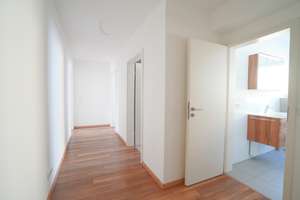 Top gepflegte 2-Zimmer-Wohnung mit Balkon und Stellplatz in zentraler Lage in Nürnberg – Die vollständige Adresse der Immobilie erhältst du vom Anbieter., 90459 Galgenhof, Nürnberg – Vorschaubild 8