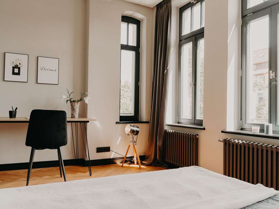 DAS GÄSTEZIMMER EN SUITE.jpg