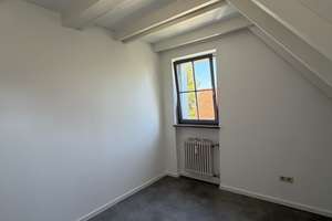 Sanierte Wohnung mit Dachterrasse zwischen Arnulfsplatz und Herzogspark – 93047 Innenstadt, Regensburg – Vorschaubild 15