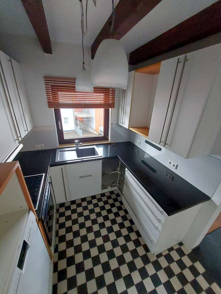 Immobilie in Jockgrim - Gepflegte 3-ZKB Maisonettewohnung mit Einbauküche und Dachterrasse - sofort bezugsfrei - Bild 4