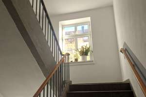 NEU-Altbauwohnung mit hohen Decken  und viel Platz zum Wohnen! – Die vollständige Adresse der Immobilie erhältst du vom Anbieter., 85057 Nordwest, Ingolstadt – Vorschaubild 2