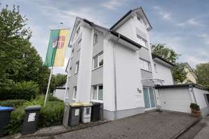 Großzügige renovierte 4-Zimmer-Wohnung mit 2 Bädern, Balkon & EBK in Schloß Neuhaus – Almering 5, 33104 Schloß Neuhaus, Paderborn – Vorschaubild 30