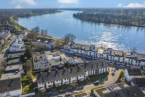 Charmantes Split-Level-Reihenendhaus in unmittelbarer Rheinnähe im Herzen von Düsseldorf-Benrath – Die vollständige Adresse der Immobilie erhältst du vom Anbieter., 40597 Benrath, Düsseldorf – Vorschaubild 39