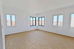 Modernes Wohnen in Kronsrode: Lichtdurchflutete 3-Zimmer-Wohnung mit EINBAUKÜCHE – Bärenbleek 8, 30539 Bemerode, Hannover – Vorschaubild 2