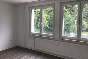 Lichtdurchflutete 3-Zimmer Wohnung mit Balkon – Schelpmilser Weg 77, 33609 Heepen, Bielefeld – Vorschaubild 2