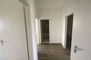 Miet mich - ansprechende 2-Zimmer-Wohnung mit Weitblick – Meistersingerstr. 83, 45307 Leithe, Essen – Vorschaubild 2