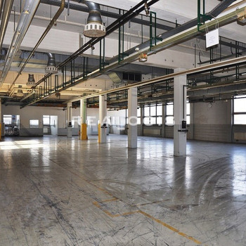 Manching, ca. 1.300 m² Produktions- und Lagerfläche zu vermieten
