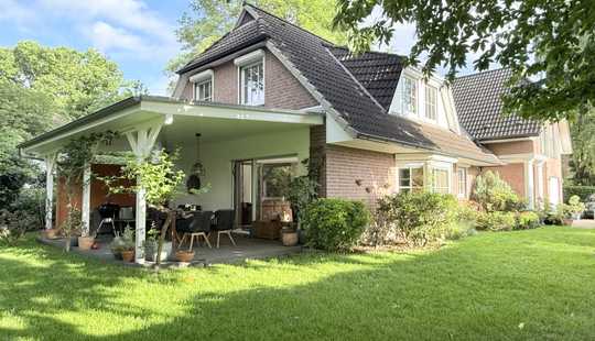 Bild von Charmantes Landhaus mit hochwertiger Ausstattung, idyllischem Gartenparadies in erstklassiger Lage