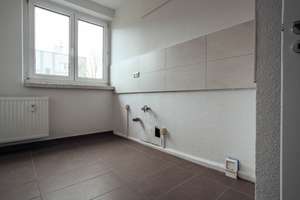 Frisch Sanierte 3-Zimmer Wohnung mit Balkon! – Diesterwegstr. 2, 39110 Stadtfeld West, Magdeburg – Vorschaubild 11