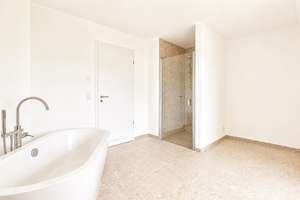 ERSTBEZUG! Exklusive 2,5-Zimmer-Maisonettewohnung mit Townhouse-Feeling – Die vollständige Adresse der Immobilie erhältst du vom Anbieter., 81241 Pasing, München – Vorschaubild 8