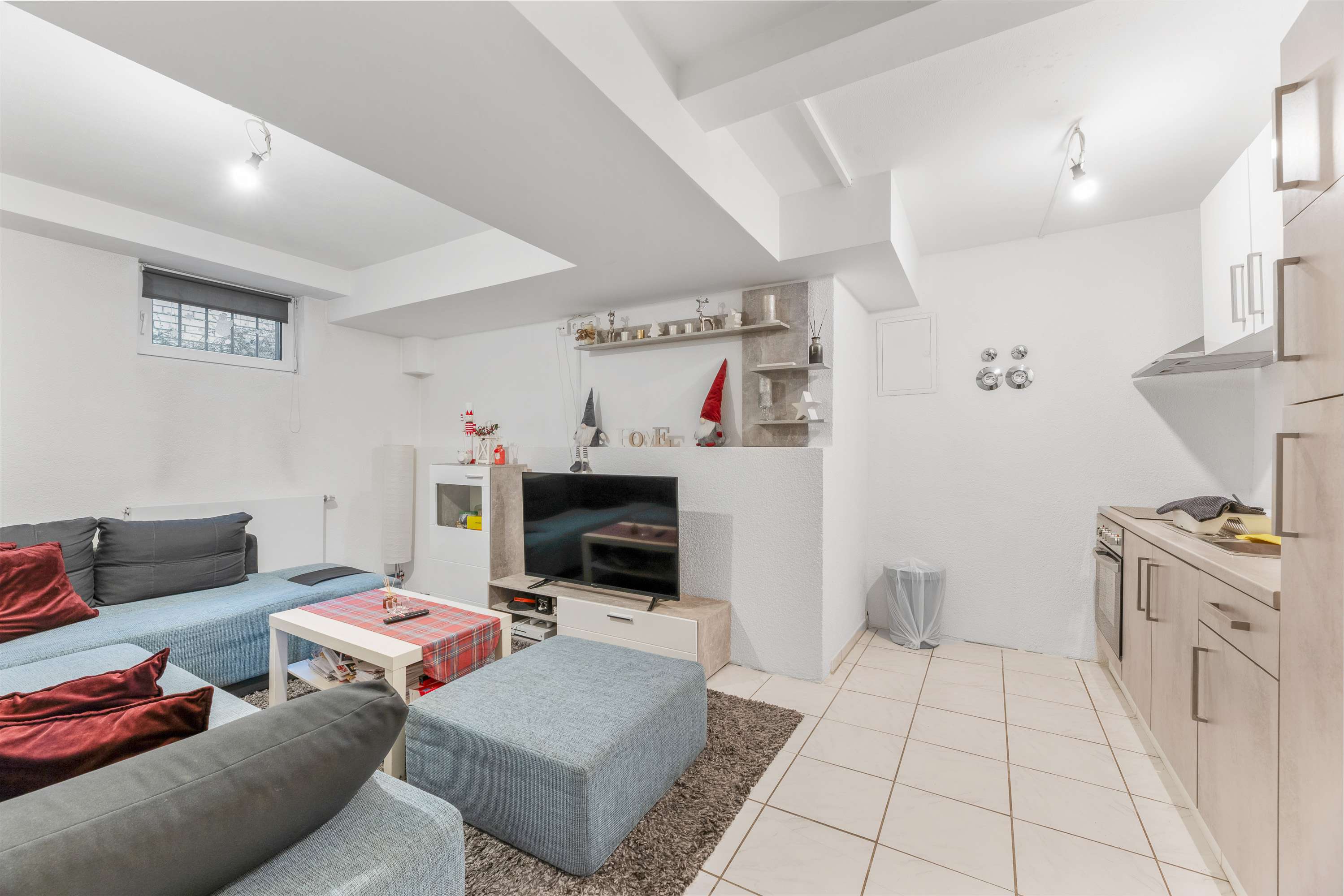 Immobilie in Ostfildern - Großzügige Wohnung für Eigennutzer – inklusive zwei vermieteter Apartments - Bild 2