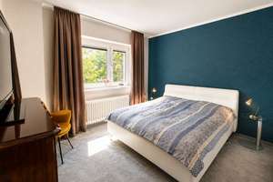 Charaktervolles Architekten-Reihenendhaus mit großem Garten, 2 Garagen und Freizeit-/Weinkeller – Die vollständige Adresse der Immobilie erhältst du vom Anbieter., 12277 Marienfelde, Berlin – Vorschaubild 34