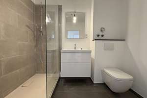 Moderne 6-Zimmer-Maisonette auf 2 Ebenen mit 3 Balkonen & großzügigem Grundriss – 40547 Niederkassel, Düsseldorf – Vorschaubild 10