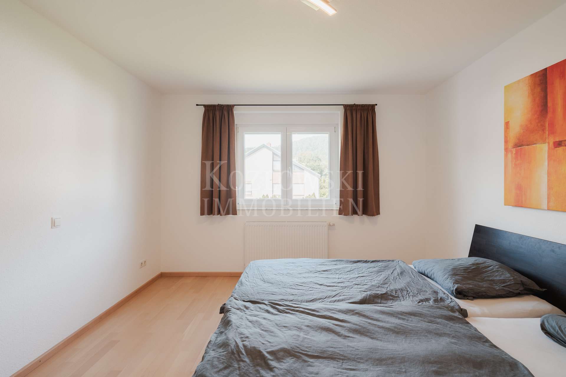 Immobilie in Deidesheim - Ganz oben mit Fernblick - Bezugsfreie Dachwohnung mit Sonnenterrasse! - Bild 2