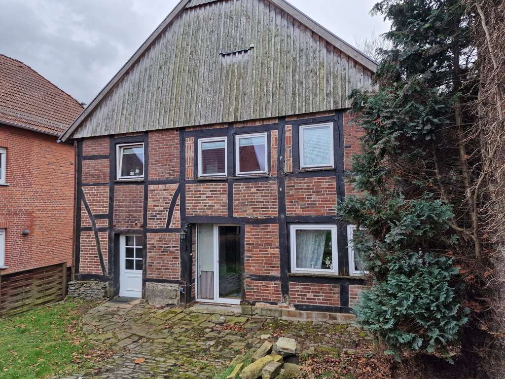 Immobilie in Obernkirchen - Historisches Liebhaberobjekt mit Charme – denkmalgeschützt & zuverlässig vermietet - Bild 2