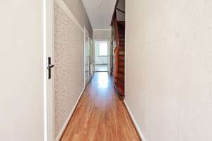 !! Viel Platz für die große Familie – solides Reihenhaus mit Potenzial !! – Lupinenstraße 11 a, 28239 Ohlenhof, Bremen – Vorschaubild 5